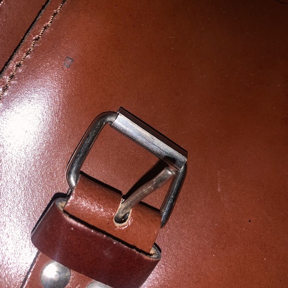 Vintage Leather Messenger Bag with Handle and Strap - Picture 4 of 12